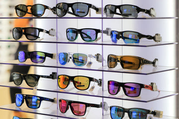 5 Proven Techniques to Upsell Wholesale, Branded OE Sunglasses