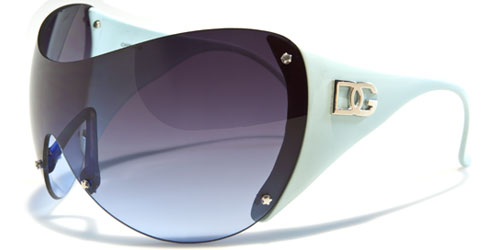 DG0704
