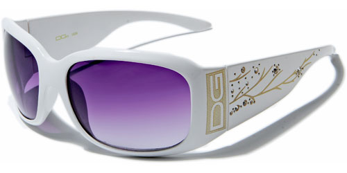 DG18001
