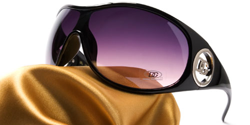 DG5702